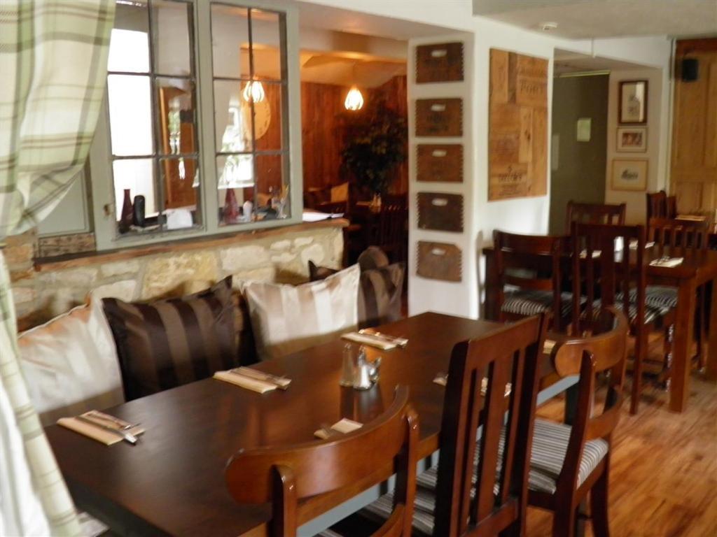 Eynsham The Talbot Inn المظهر الخارجي الصورة