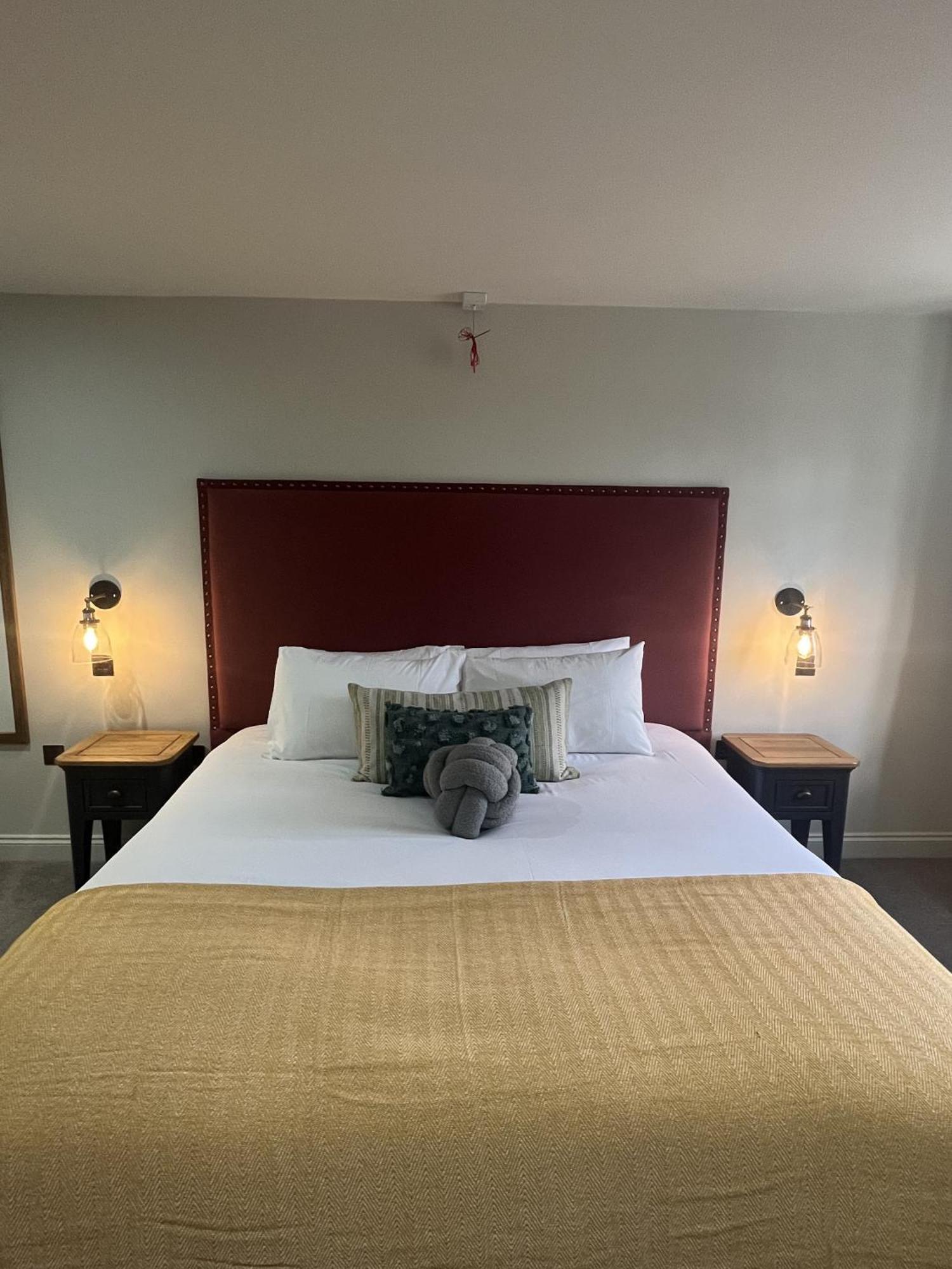 Eynsham The Talbot Inn الغرفة الصورة